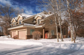 144 Cobble Creek Town Home